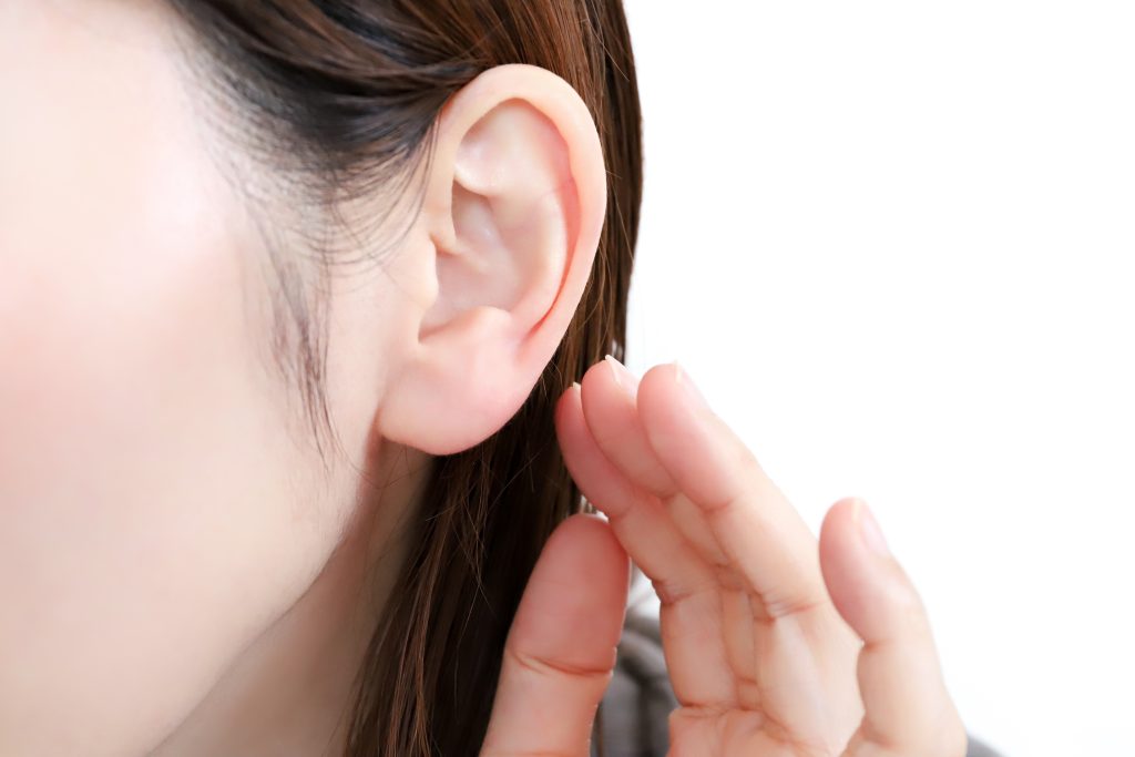 エアコンから異音がしたらどうする？音の種類と原因、対処法を解説